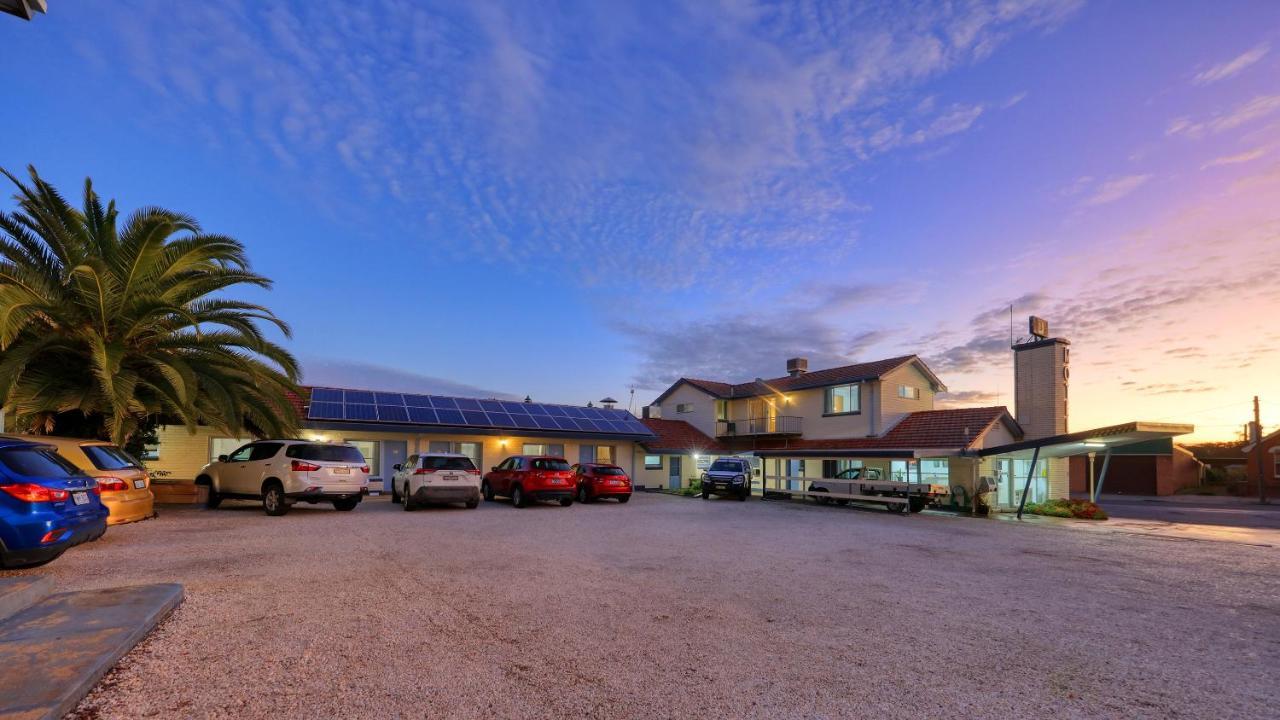 Cowra Motor Inn Eksteriør billede